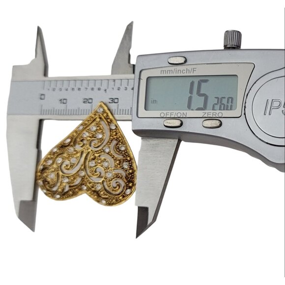 1928 Brand Clear Rhinestone Heart Pin Brooch K119 - Picture 8 of 9